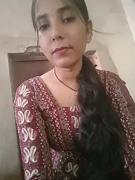 divya_140 ওয়েবক্যাম শো