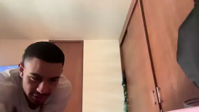 Taylor_DiamondBoy ওয়েবক্যাম শো