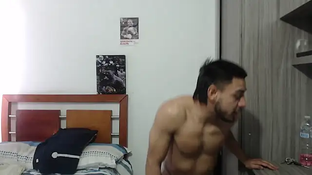 הופעת וובקאם של Taylor_DiamondBoy