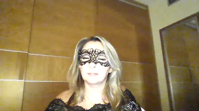 Nayelik's Live XXX Chat
