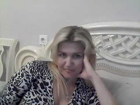 XXX chat uživo modela Tareliy