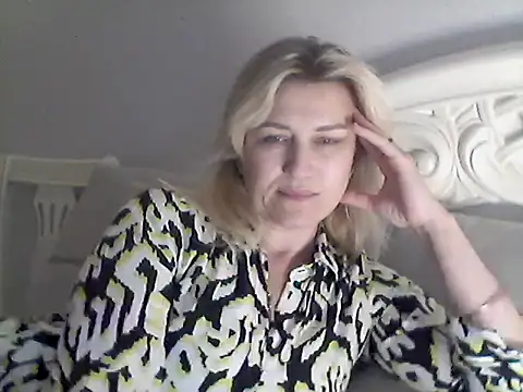 Tareliy Adlı Modelin Canlı XXX Sohbeti