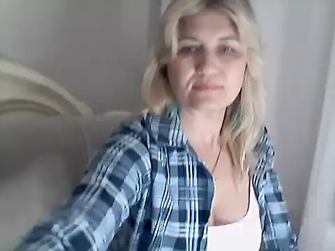 Tareliy Adlı Modelin Canlı XXX Sohbeti