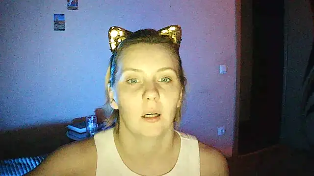Lunesai's Live XXX Chat