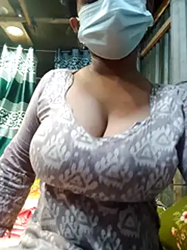 Trisha150 ওয়েবক্যাম শো
