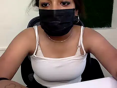 Chat XXX en directo de Meera-Mythun