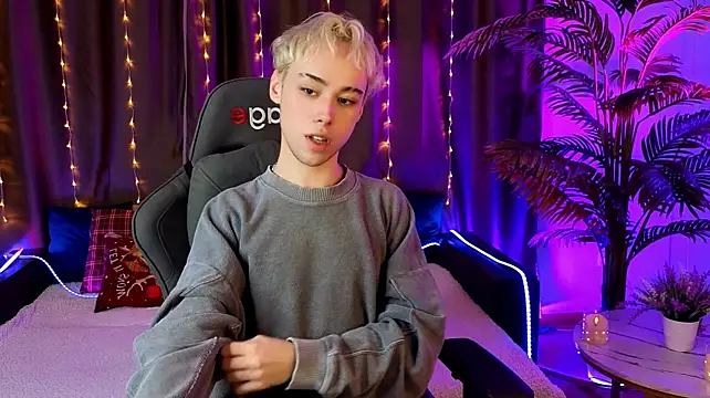 Yan_Cat Show Webcam