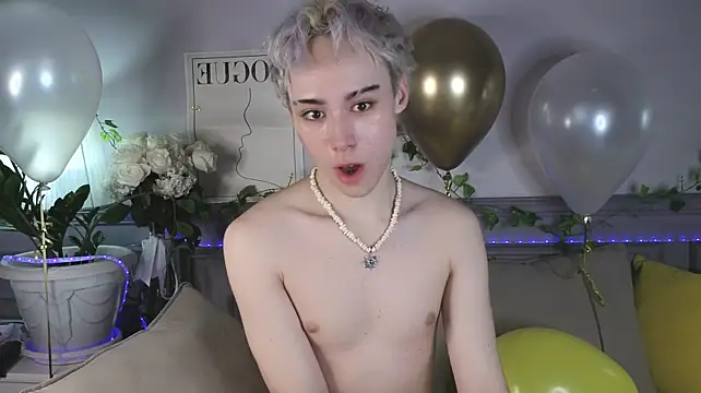 Yan_Cat's Webcam Show