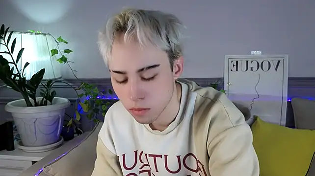 Yan_Cat Pertunjukan Webcam