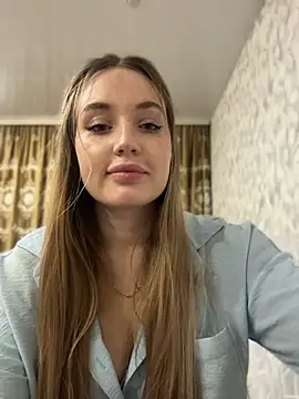 IvySugar Adlı Modelin Canlı XXX Sohbeti