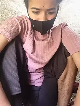 Show modela Kaviya_Cute na web-kameri