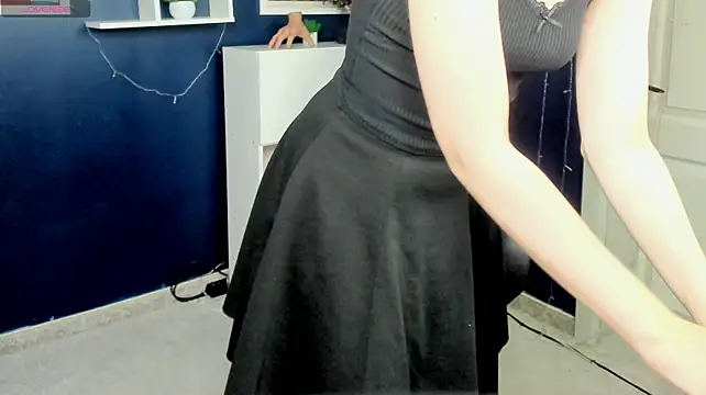 Lil_Zoraa 라이브 XXX 채팅