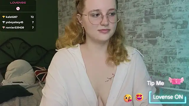SweetieAnny's Webcam Show