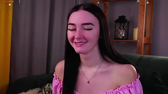 BritanyReick's Live XXX Chat