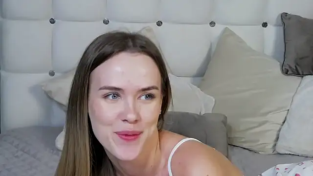 Show modela TheMarisa na web-kameri