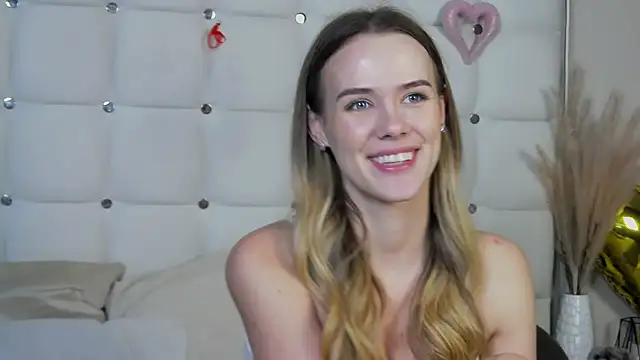 TheMarisa লাইভ XXX চ্যাট