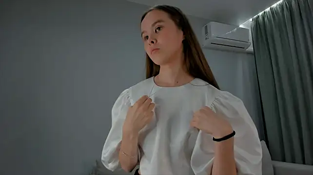 NerissaKhan live XXX chat