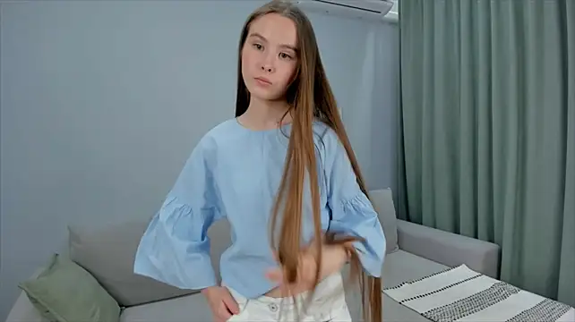 แชท XXX ออฟไลน์ของ NerissaKhan