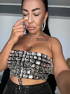MaiaGold69 Webcam show