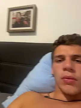 Enzo_block webcam show