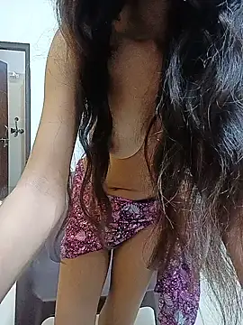 Somya-786 Chat XXX in diretta