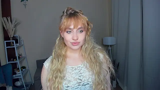 JadeBeerle Chat XXX live