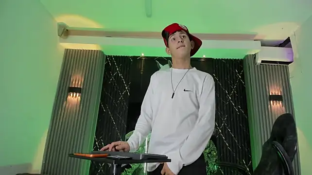 Webkamerová show The_Boy_King_
