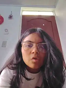 vanemoon12 XXX чат на живо