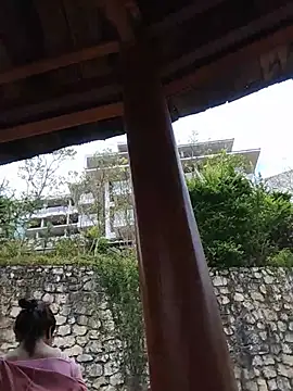 Buong-binh Pertunjukan Webcam