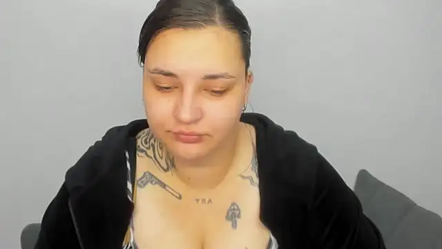 NikkiSummer Live XXX-Chat