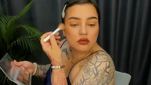 NikkiSummer Adlı Modelin Canlı XXX Sohbeti