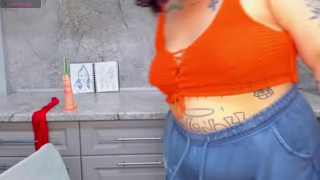 NikkiSummer Adlı Modelin Canlı XXX Sohbeti
