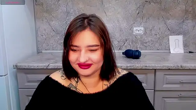 NikkiSummer Chat XXX in diretta