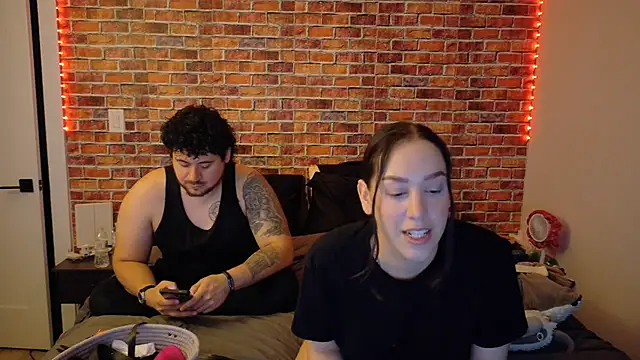cutie_couple9396's Webcam Show