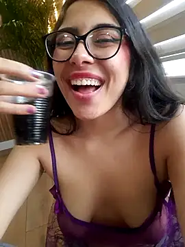 Olivia_Collinns1's Live XXX Chat