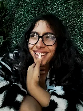 Chat XXX en directo de Olivia_Collinns1