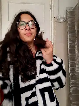 Chatroom XXX en direct de Olivia_Collinns1