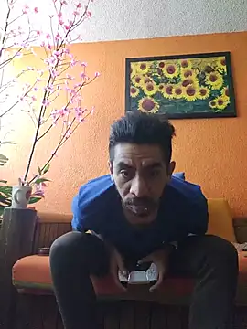 Show de MexaCamGuy na webcam