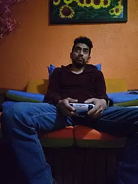 MexaCamGuy webkamerás műsora