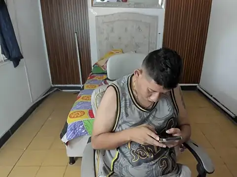 luis_david_col Show in webcam