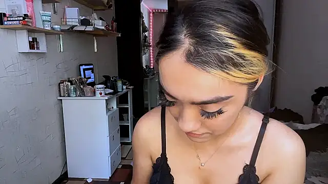 SoIiWetty Live XXX-chat