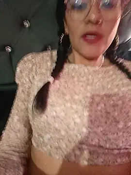 milly_hottyn Live XXX chat