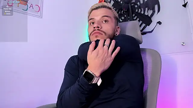 Lian_ferrer Шоу с уебкамера