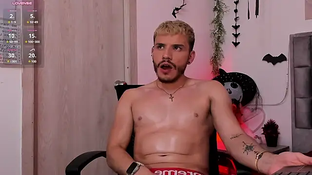 Lian_ferrer's Webcam Show