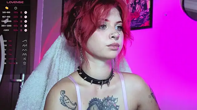 Pokazy przed kamerką – mary__xoxo