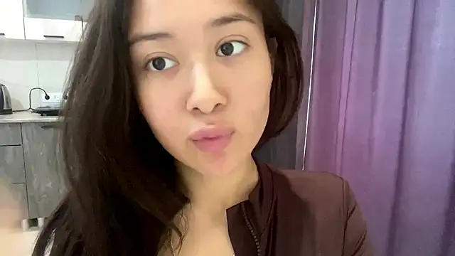 Mitsuki_Sutemi's Live XXX Chat