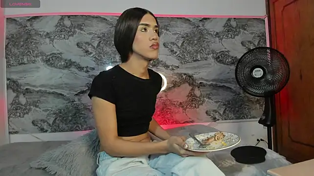 miss_selenafoxx: вебкам-шоу