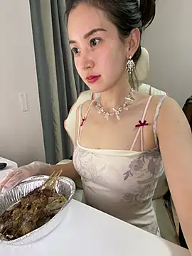 gigi_UwU_のウェブカメラショー