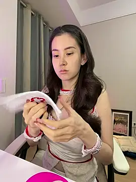 gigi_UwU_'s Webcam Show