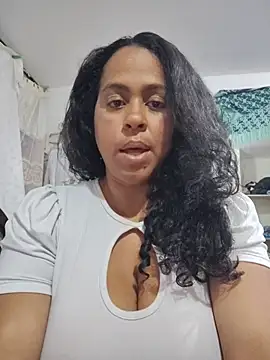 iamlatinaforeva – Live XXX-chat